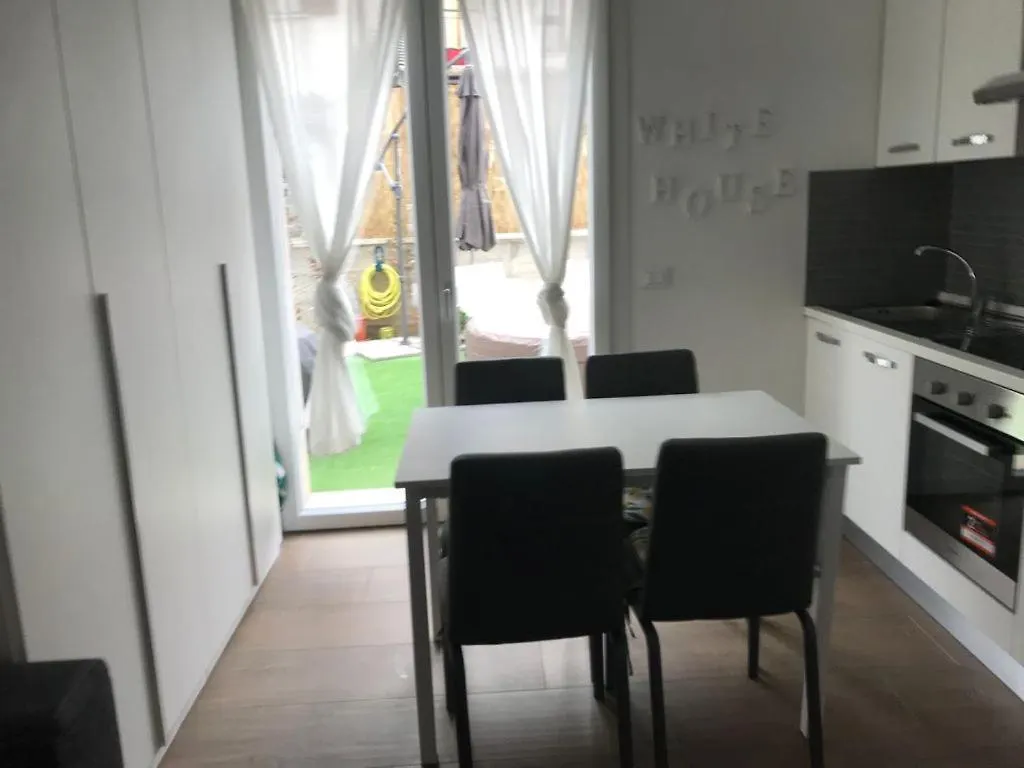 Apartamento White House 1492..Il Sogno Continua.. Brescia