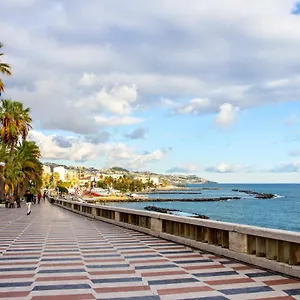 sanremo-seaside-studio.hotelitalianriviera.com/